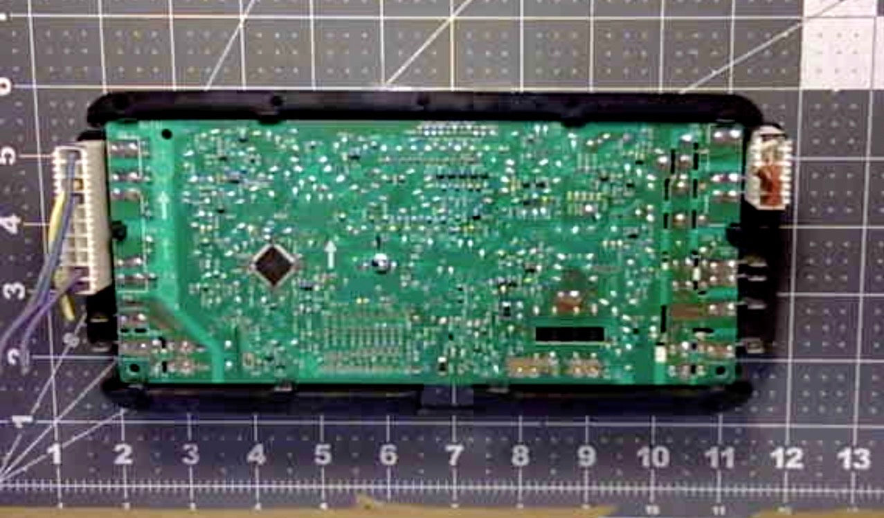 W10734598 Whirlpool Oven Control Board Used