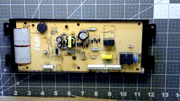 A03619534 Frigidaire Range Control Board Used