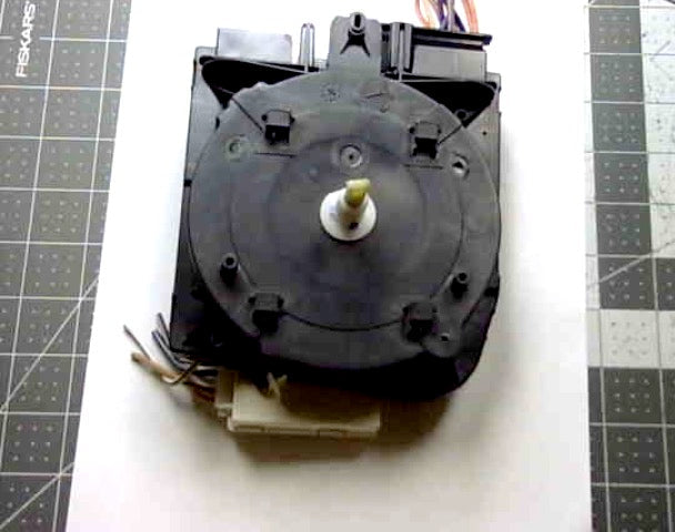 W10243947 Whirlpool Washer Timer Used